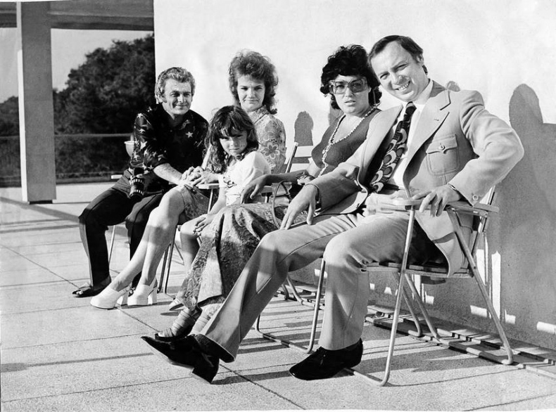 Иллюстрация к книге — Валерий Ободзинский. Цунами советской эстрады [i_051.jpg]