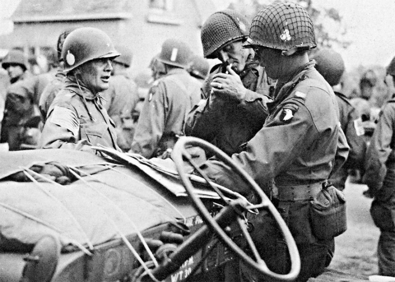 Иллюстрация к книге — Битва за Арнем. Крах операции «Маркет – Гарден», или Последняя победа Гитлера [i_034.jpg]