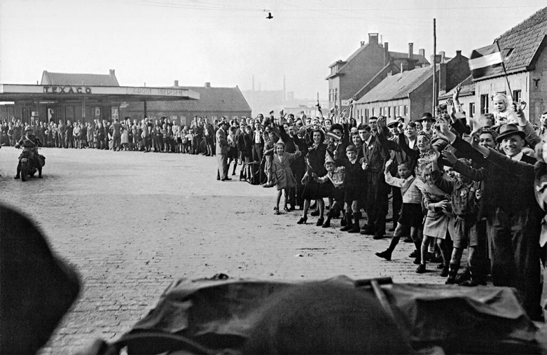 Иллюстрация к книге — Битва за Арнем. Крах операции «Маркет – Гарден», или Последняя победа Гитлера [i_041.jpg]