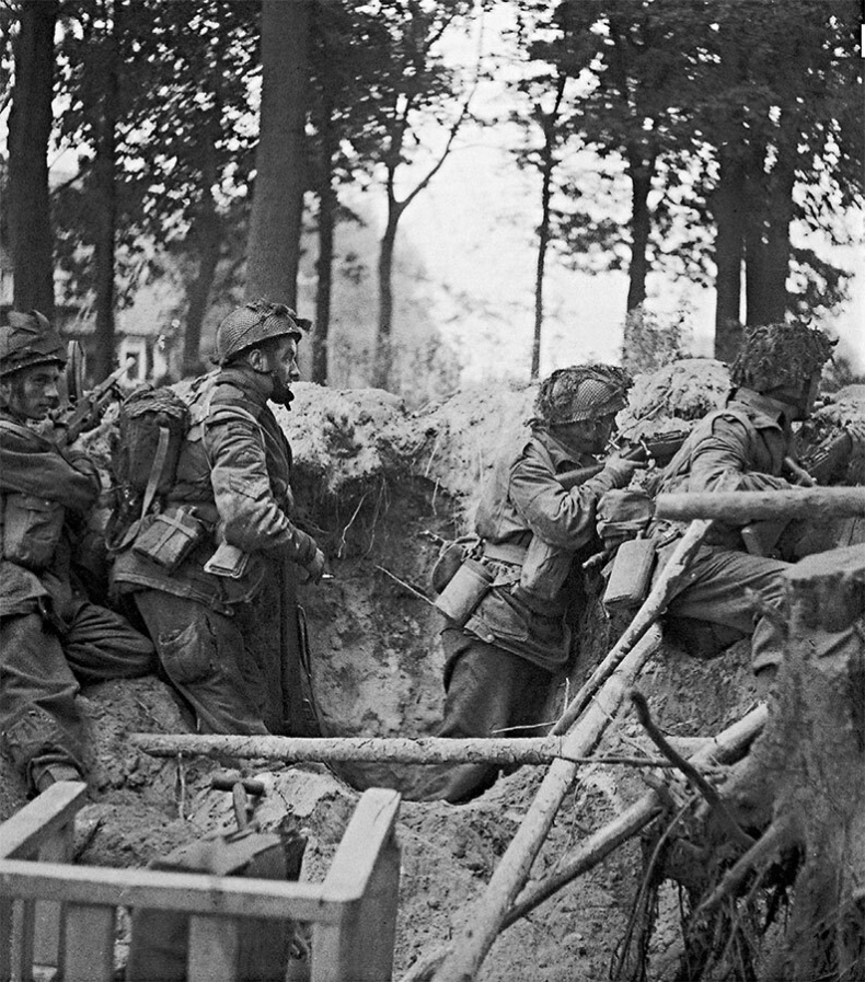 Иллюстрация к книге — Битва за Арнем. Крах операции «Маркет – Гарден», или Последняя победа Гитлера [i_057.jpg]