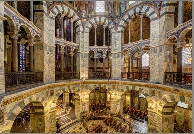 Иллюстрация к книге — В ожидании Апокалипсиса. Франкское общество в эпоху Каролингов, VIII–X века [i_011.jpg]