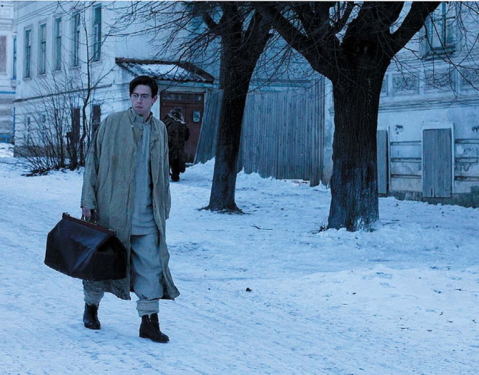 Иллюстрация к книге — Миражи советского. Очерки современного кино [i_003.jpg]