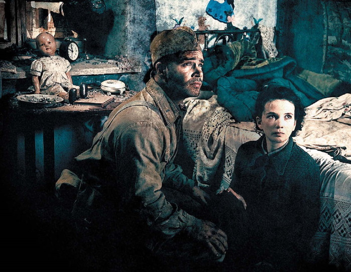 Иллюстрация к книге — Миражи советского. Очерки современного кино [i_014.jpg]