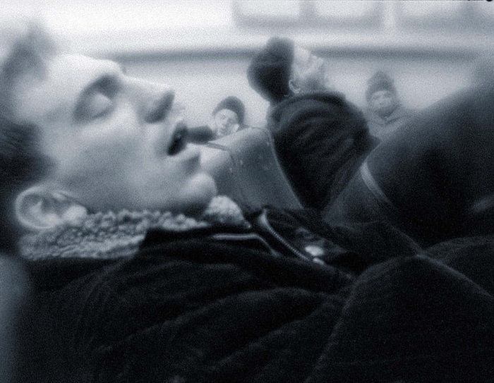 Иллюстрация к книге — Миражи советского. Очерки современного кино [i_026.jpg]