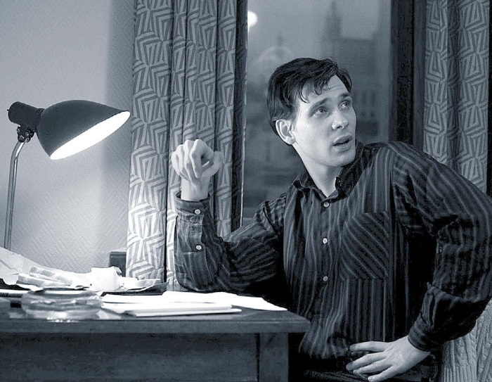 Иллюстрация к книге — Миражи советского. Очерки современного кино [i_029.jpg]