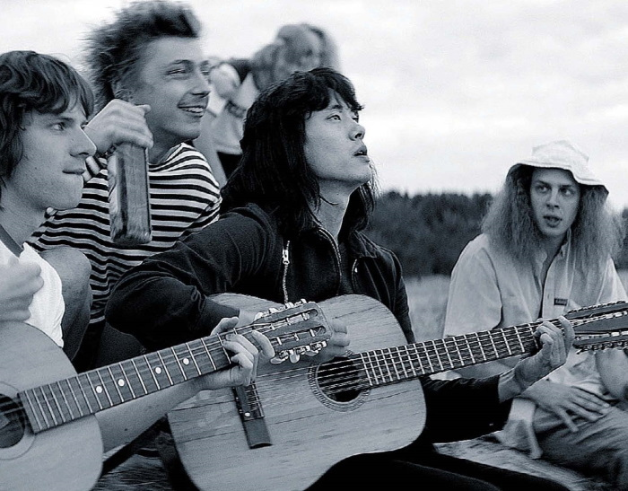 Иллюстрация к книге — Миражи советского. Очерки современного кино [i_041.jpg]