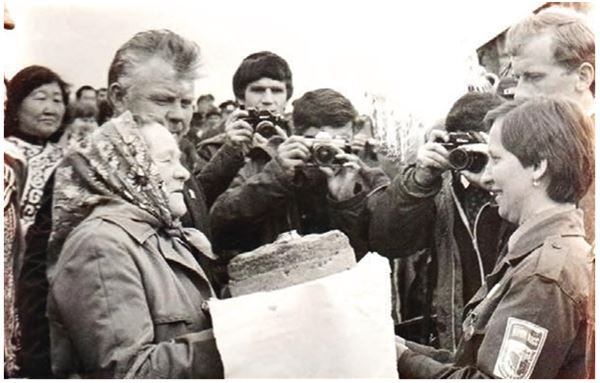 Иллюстрация к книге — Город Бонивур. Последняя великая стройка СССР [i_084.jpg]