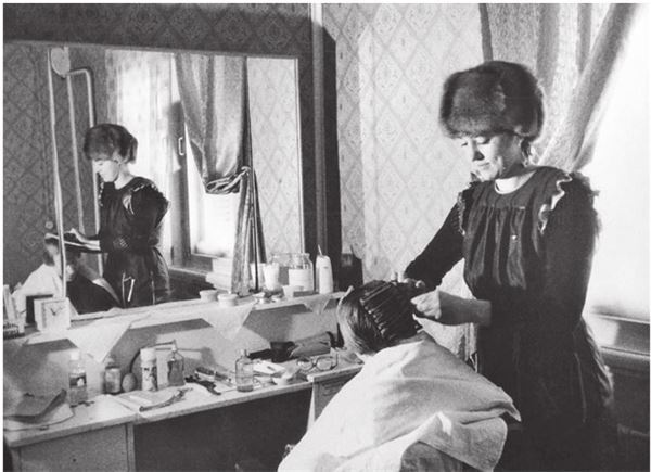 Иллюстрация к книге — Город Бонивур. Последняя великая стройка СССР [i_098.jpg]