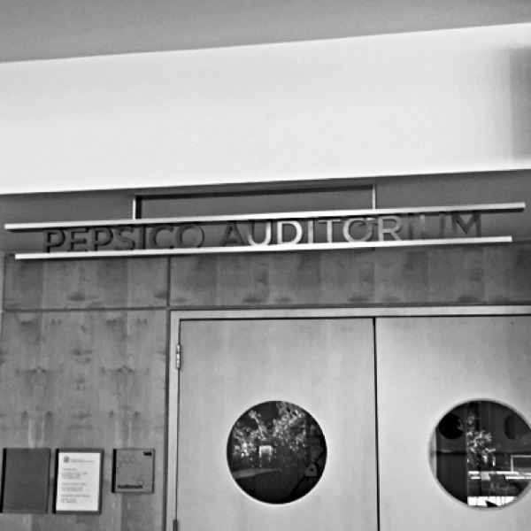 Иллюстрация к книге — Правила еды. Передовые идеи в области питания, которые позволят предотвратить распространенные заболевания [i_013.jpg]