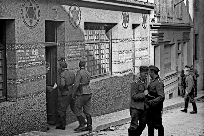 Иллюстрация к книге — Мобилизованная нация. Германия 1939–1945 [i_021.jpg]