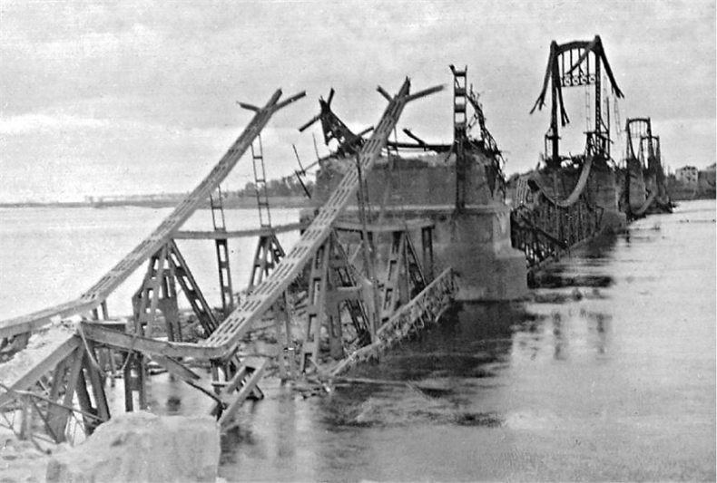 Иллюстрация к книге — Мобилизованная нация. Германия 1939–1945 [i_028.jpg]