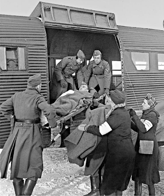 Иллюстрация к книге — Мобилизованная нация. Германия 1939–1945 [i_038.jpg]