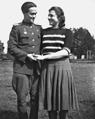 Иллюстрация к книге — Мобилизованная нация. Германия 1939–1945 [i_054.jpg]