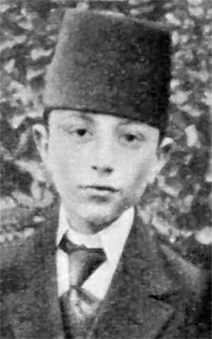 Иллюстрация к книге — Мой отец Абдул-Хамид, или Исповедь дочери последнего султана Османской империи [i_005.jpg]