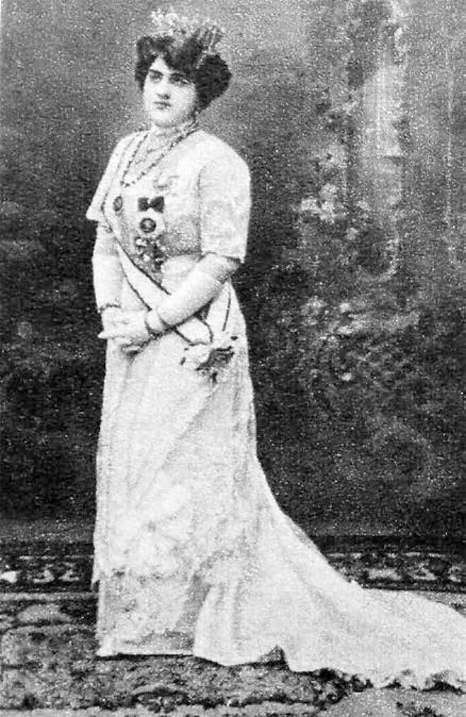 Иллюстрация к книге — Мой отец Абдул-Хамид, или Исповедь дочери последнего султана Османской империи [i_021.jpg]