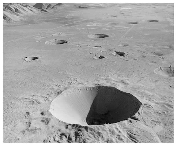 Иллюстрация к книге — Когда у Земли было две Луны. Планеты-каннибалы, ледяные гиганты, грязевые кометы и другие светила ночного неба [i_042.jpg]