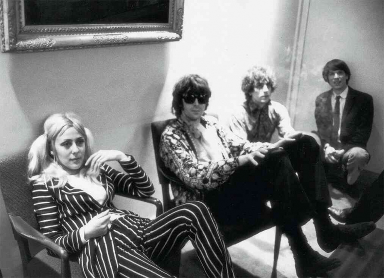 Иллюстрация к книге — Наизнанку. Личная история Pink Floyd [i_071.jpg]