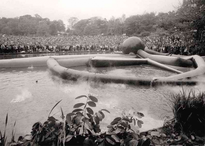 Иллюстрация к книге — Наизнанку. Личная история Pink Floyd [i_123.jpg]