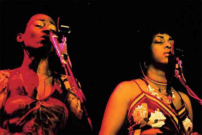 Иллюстрация к книге — Наизнанку. Личная история Pink Floyd [i_145.jpg]