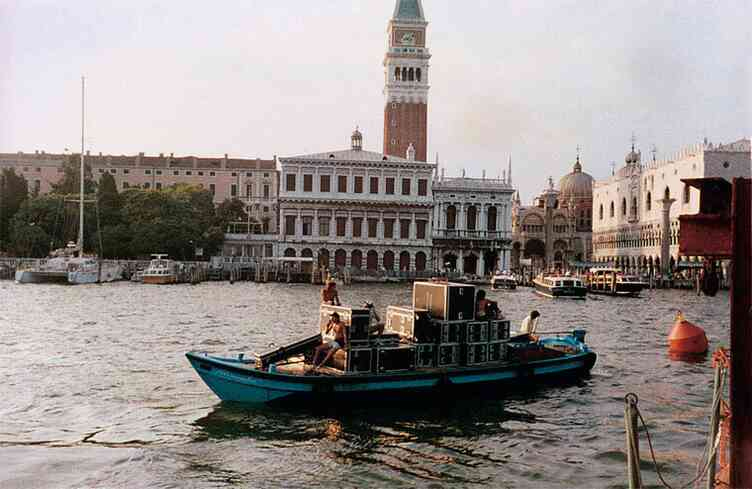 Иллюстрация к книге — Наизнанку. Личная история Pink Floyd [i_249.jpg]