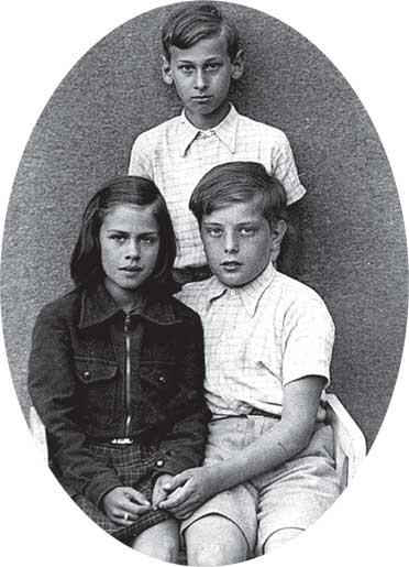 Иллюстрация к книге — Остров на всю жизнь. Воспоминания детства. Олерон во время нацистской оккупации [i_031.jpg]