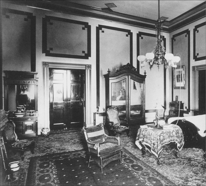 Иллюстрация к книге — Неизвестная жизнь мировых лидеров [i_012.jpg]