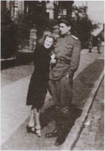 Иллюстрация к книге — Герои «СМЕРШ» [i_026.jpg]