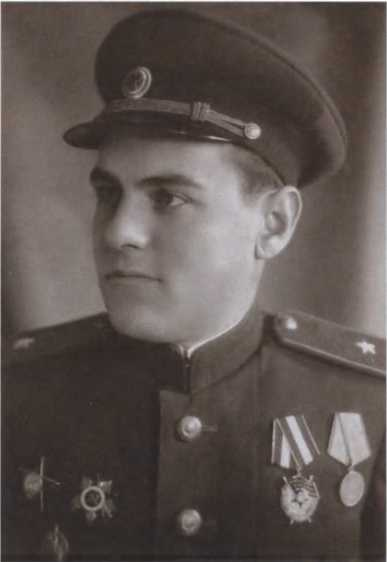 Иллюстрация к книге — Герои «СМЕРШ» [i_038.jpg]