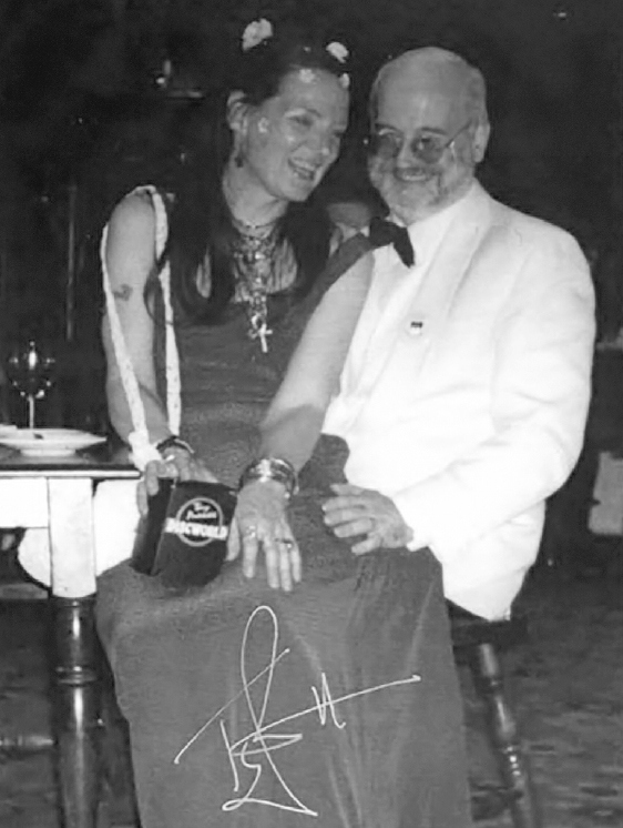 Иллюстрация к книге — Магия Терри Пратчетта. Биография творца Плоского мира [i_007.jpg]