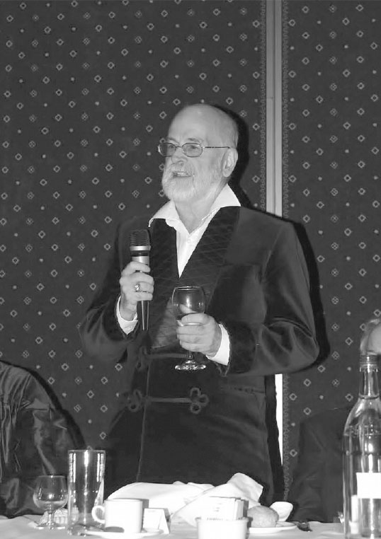 Иллюстрация к книге — Магия Терри Пратчетта. Биография творца Плоского мира [i_022.jpg]