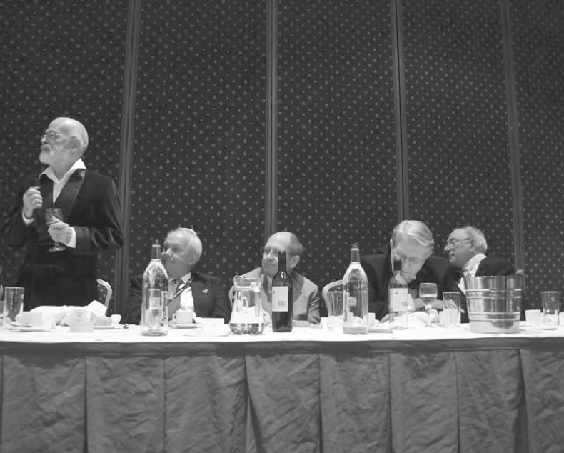 Иллюстрация к книге — Магия Терри Пратчетта. Биография творца Плоского мира [i_024.jpg]