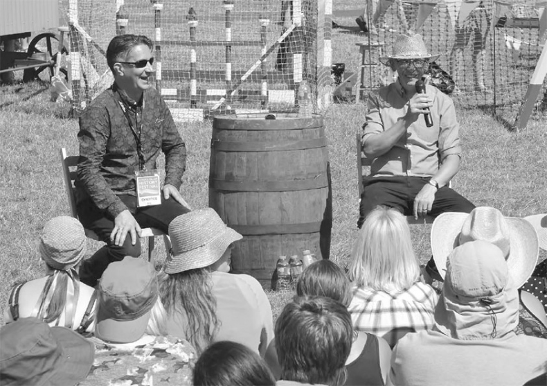 Иллюстрация к книге — Магия Терри Пратчетта. Биография творца Плоского мира [i_029.jpg]