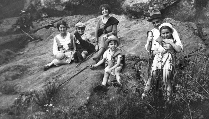 Иллюстрация к книге — Эволюция желания. Жизнь Рене Жирара [b00000009.jpg]