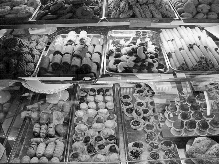 Иллюстрация к книге — Умбрия – зеленое сердце Италии. Тайна старого аббатства и печенье святого Франциска [i_032.jpg]