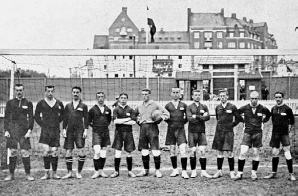 Иллюстрация к книге — Азбука футбола. Увлеки своего ребёнка самой популярной игрой! [i_139.jpg]