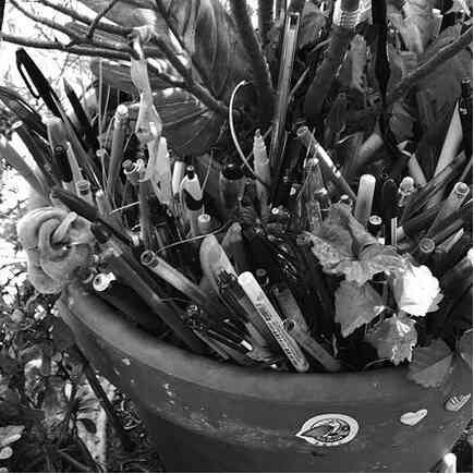 Иллюстрация к книге — Музеи смерти. Парижские и московские кладбища [i_056.jpg]