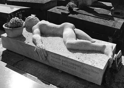 Иллюстрация к книге — Музеи смерти. Парижские и московские кладбища [i_060.jpg]