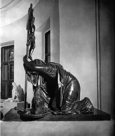 Иллюстрация к книге — Музеи смерти. Парижские и московские кладбища [i_102.jpg]