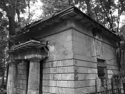 Иллюстрация к книге — Музеи смерти. Парижские и московские кладбища [i_197.jpg]