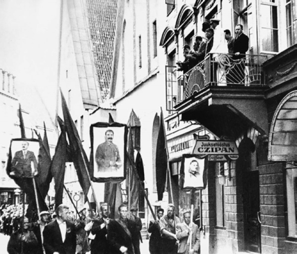 Иллюстрация к книге — Прибалтика. 1939–1945 гг. Война и память [i_015.jpg]