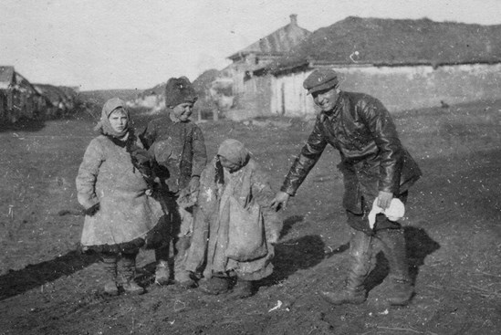 Иллюстрация к книге — Как квакеры спасали Россию [b00000756.jpg]