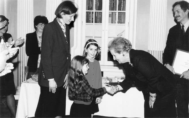 Иллюстрация к книге — Невидимая сила. Как работает американская дипломатия [i_044.jpg]