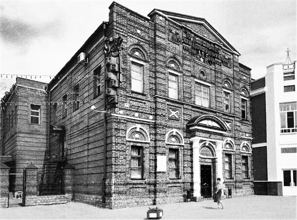 Иллюстрация к книге — Сундук артиста [i_021.jpg]