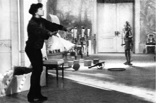 Иллюстрация к книге — Сундук артиста [i_049.jpg]