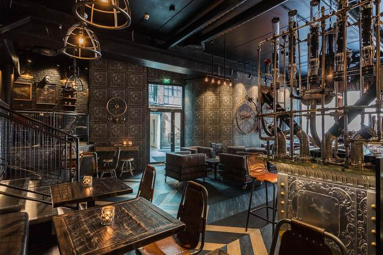 Иллюстрация к книге — Хороший день для зомби-апокалипсиса [i_043.jpg]