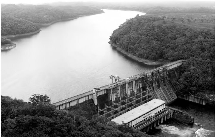 Иллюстрация к книге — Мой генерал Торрихос [i_017.jpg]