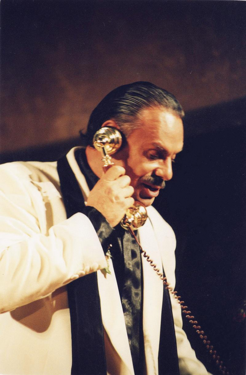 Иллюстрация к книге — Мир тесен. Короткие истории из длинной жизни [i_009.jpg]