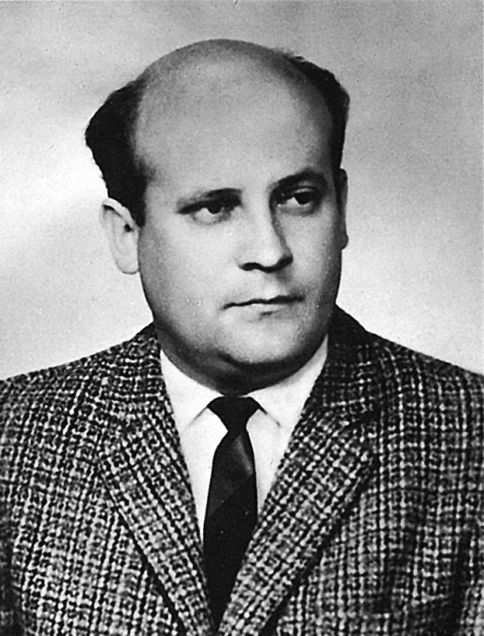 Иллюстрация к книге — Шпион и предатель. Самая громкая шпионская история времен холодной войны [i_006.jpg]