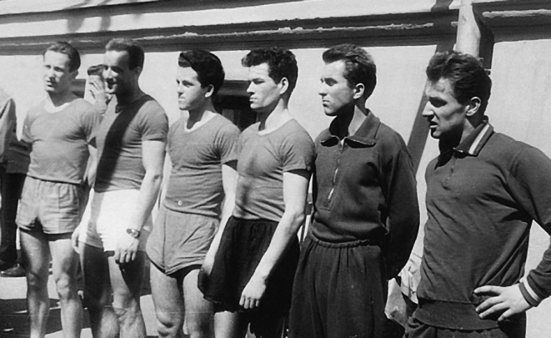 Иллюстрация к книге — Шпион и предатель. Самая громкая шпионская история времен холодной войны [i_008.jpg]