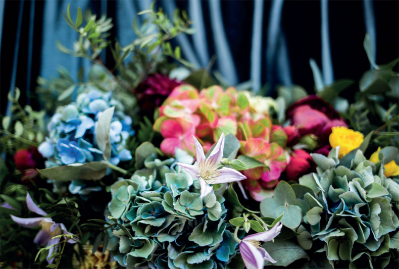 Иллюстрация к книге — Цветочная мастерская. Первая книга начинающего флориста [i_141.jpg]